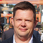 Smilende mann